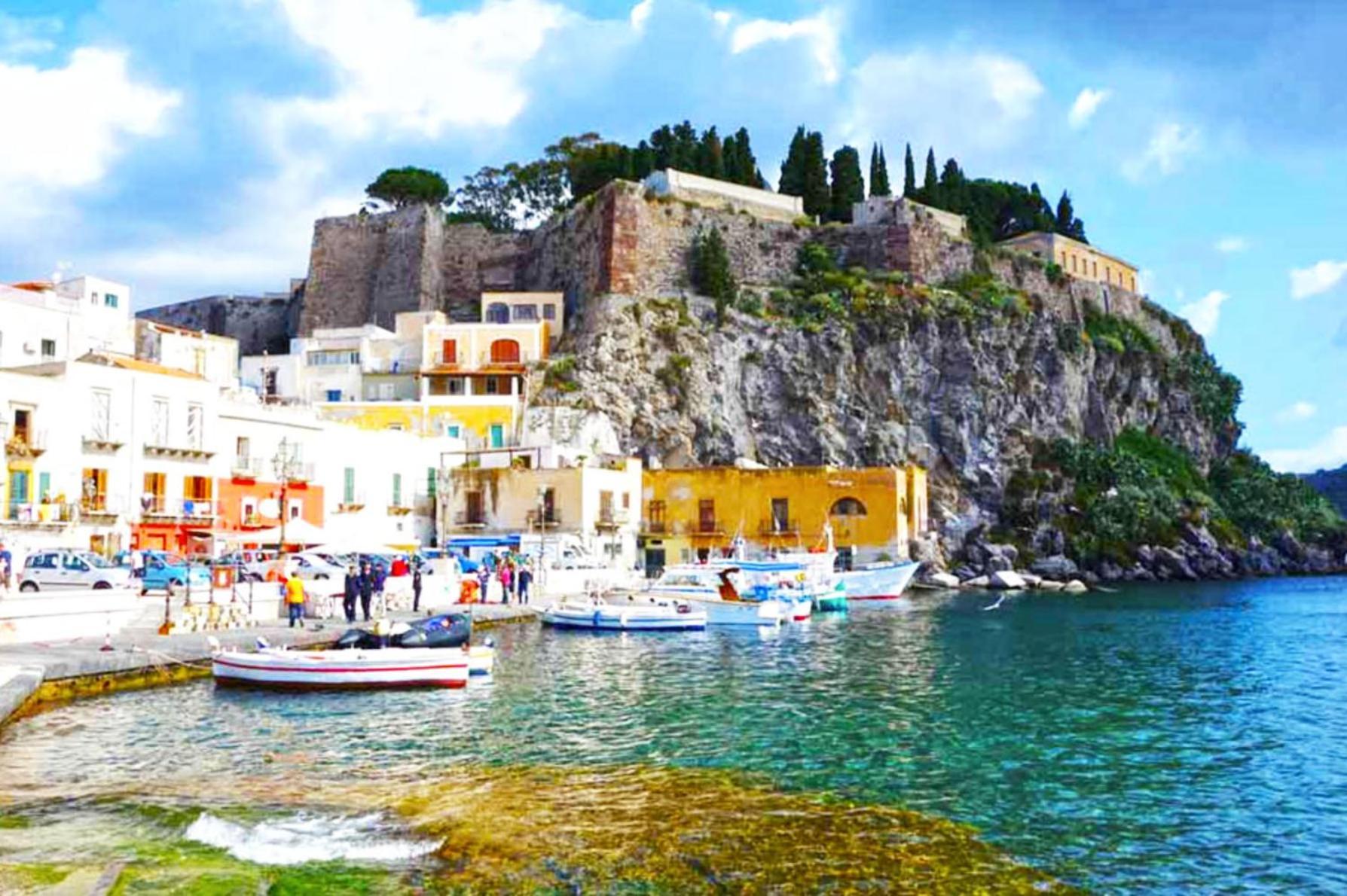Da Federica Casa Vacanze Baia Porto Delle Genti Lipari  Exterior foto